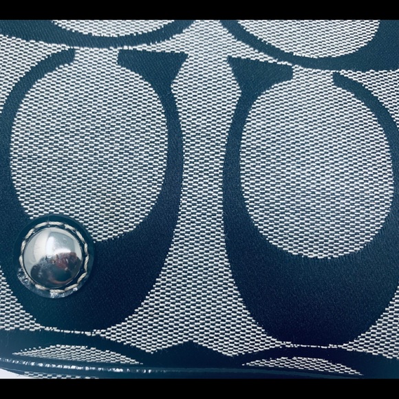 Coach Canvas Signature Print Stripe Shoulder Bag - Picture 16 of 16